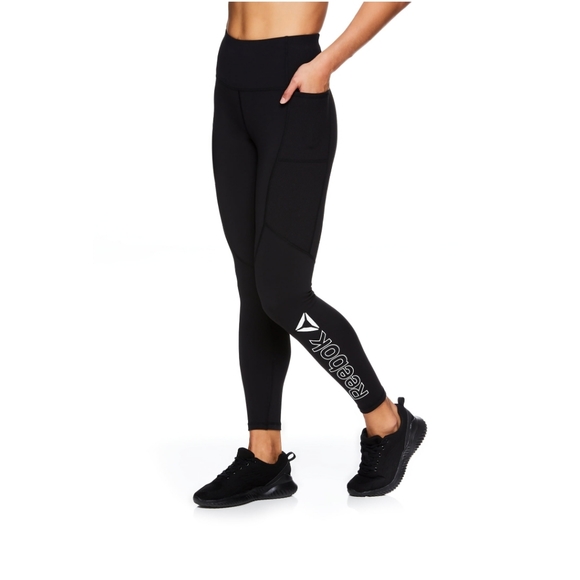 Reebok Pants - NWT Reebok Ankle length High rise leggings - L